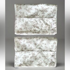 Pure Earth Full/Queen SET OF 2 Pillowcases Simple Leaf White/Tan Woven COSTCO